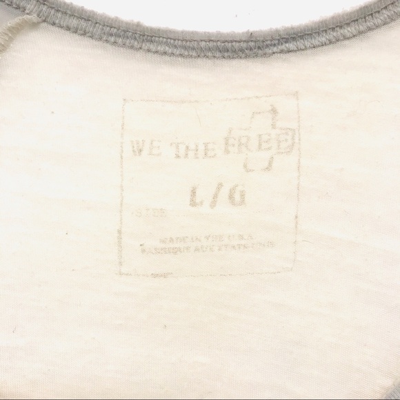 Free people waterfall graphic tunic/tee shirt. - Picture 8 of 9